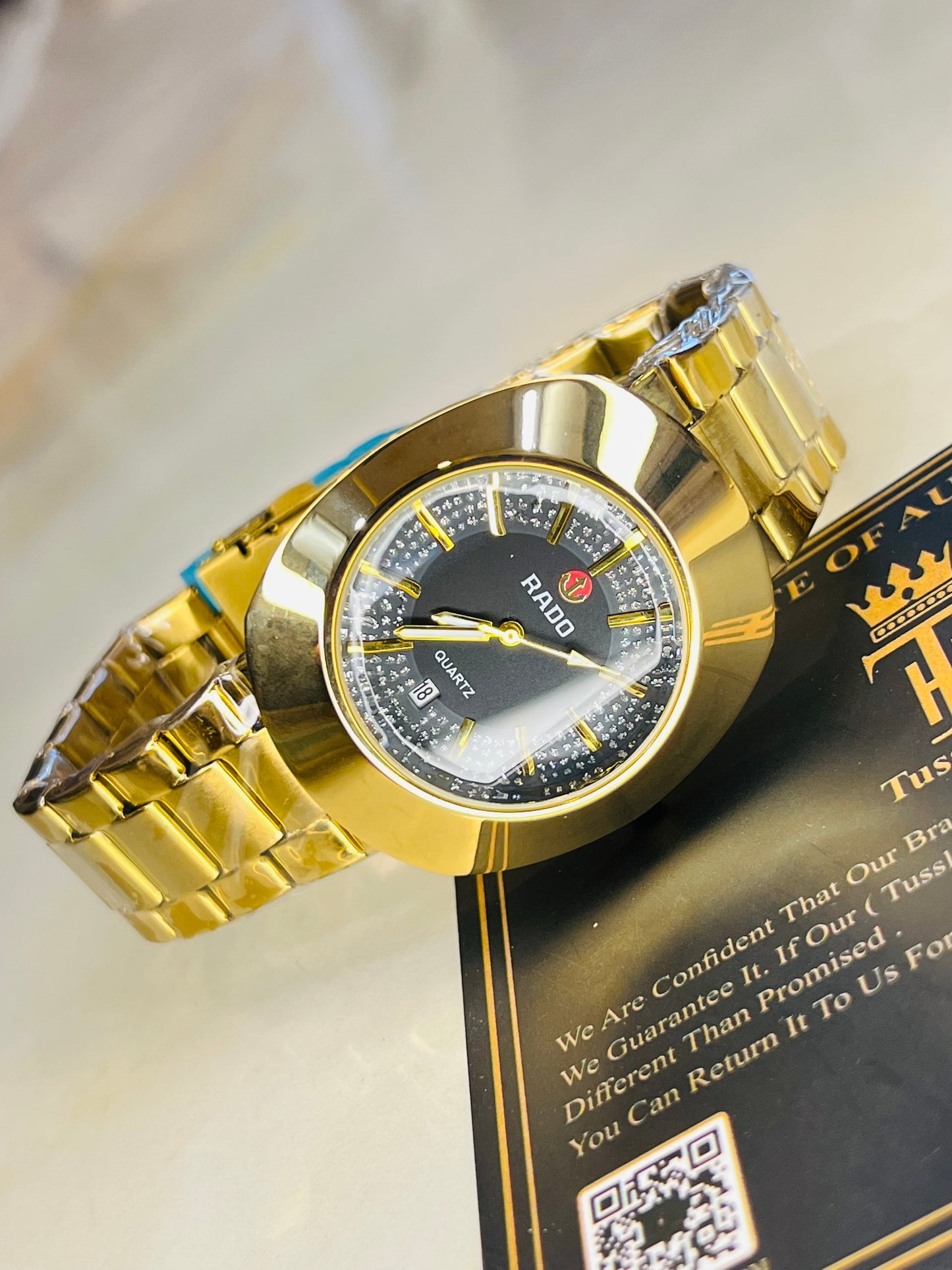 DiaStar Gold Quartz Watch