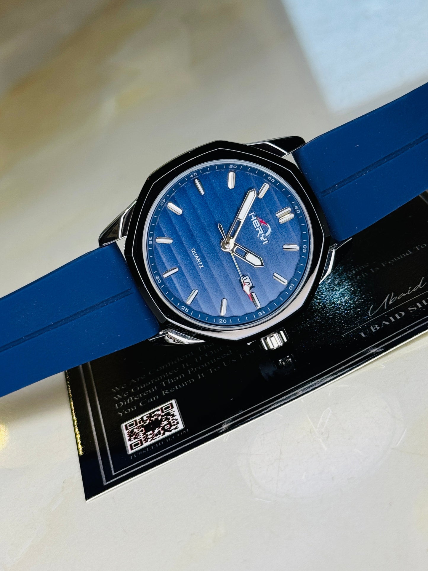 All Black Universe Octa Magnet Strap Watch
