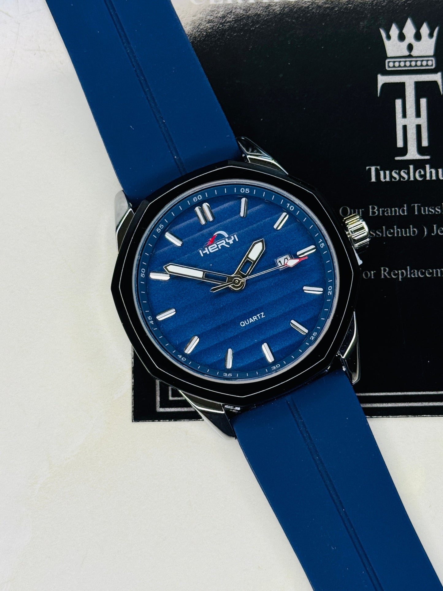 All Black Universe Octa Magnet Strap Watch