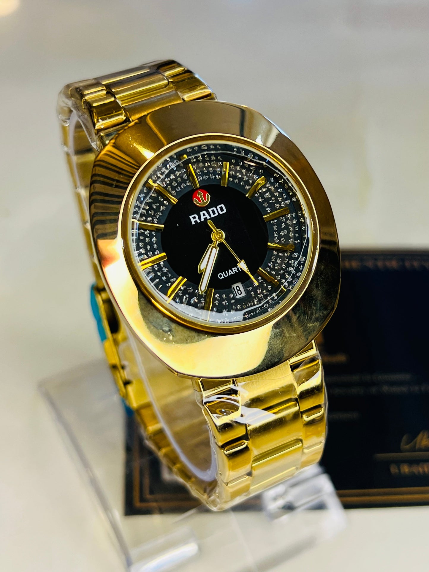 DiaStar Gold Quartz Watch